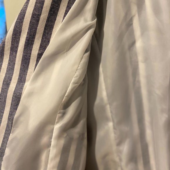 NWT LINEN-BLEND NAUTICAL STRIPE TIE-WAIST JACKET & HIGH-WAISTED SHORT - Picture 6 of 12